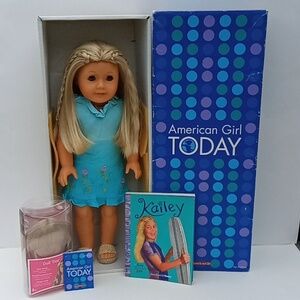American Girl Girl Of The Year 2003 Kailey Doll